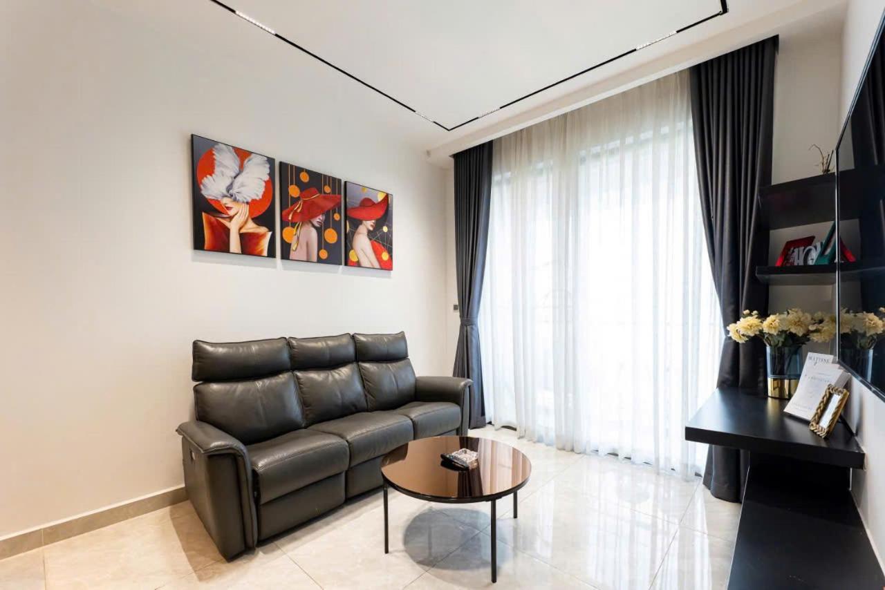Midtown Premium